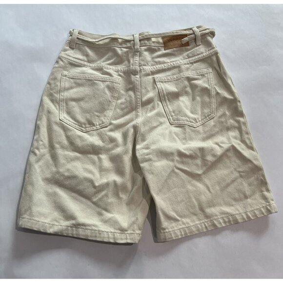 VENROY Denim Bermuda Short in Cream - Picture 3 of 4